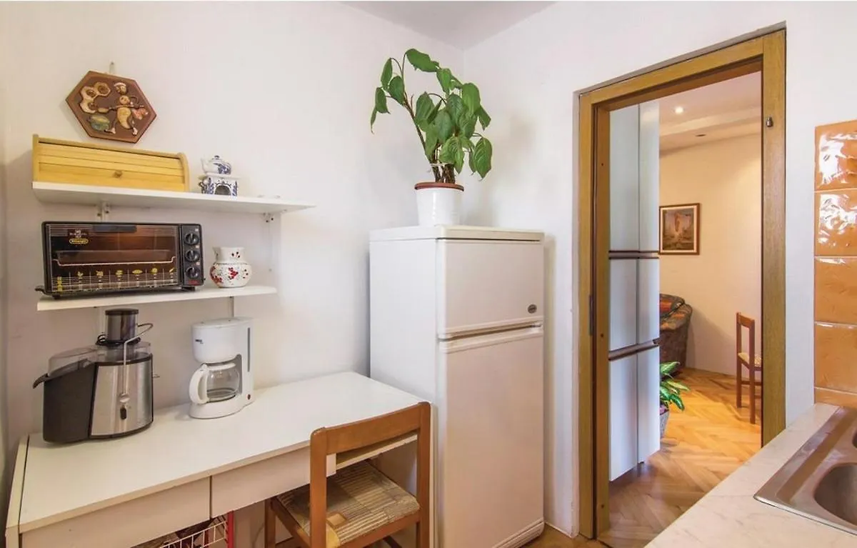 Apartments With A Parking Space Rovinj - 20545